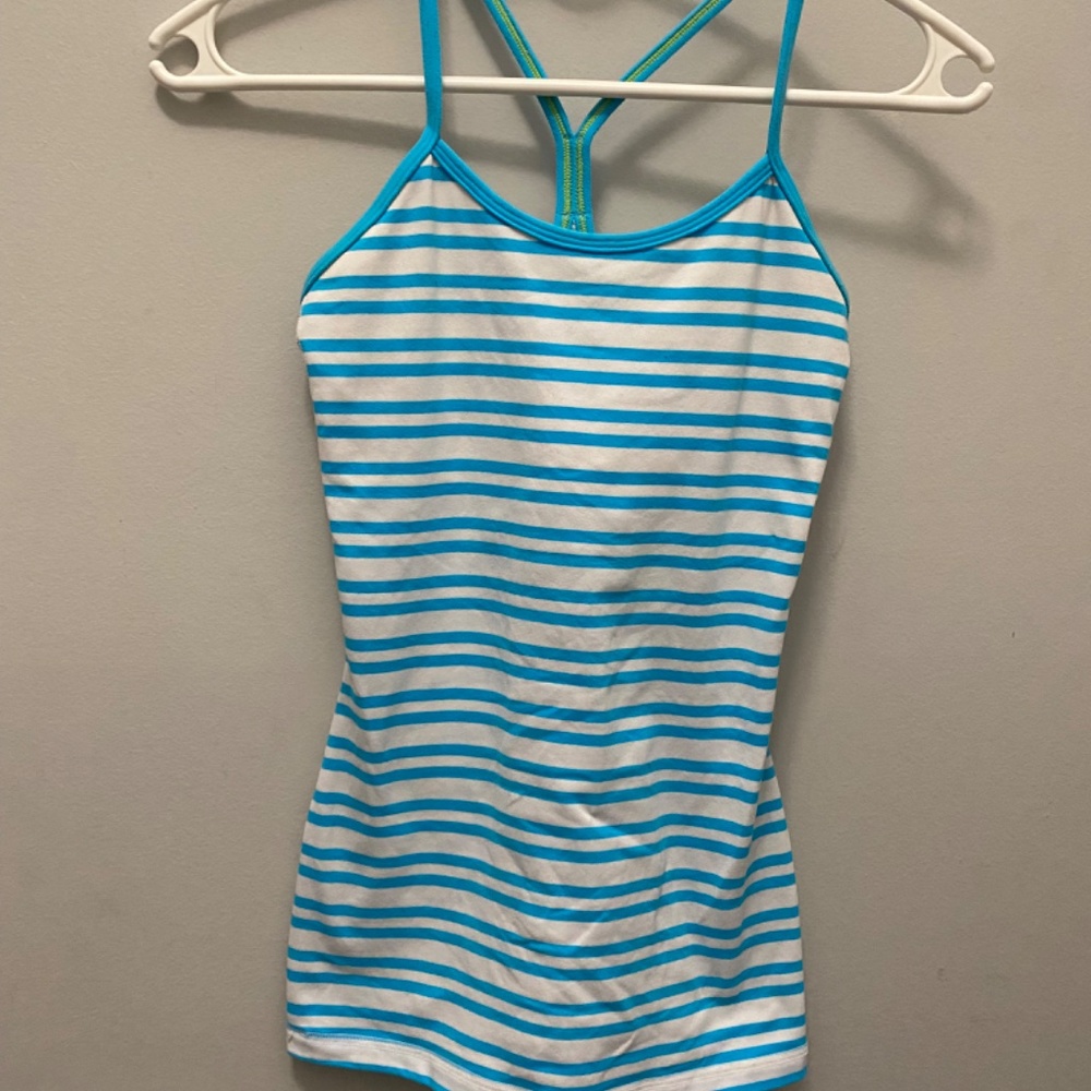 Two Lululemon Tops - Picture 7 of 7